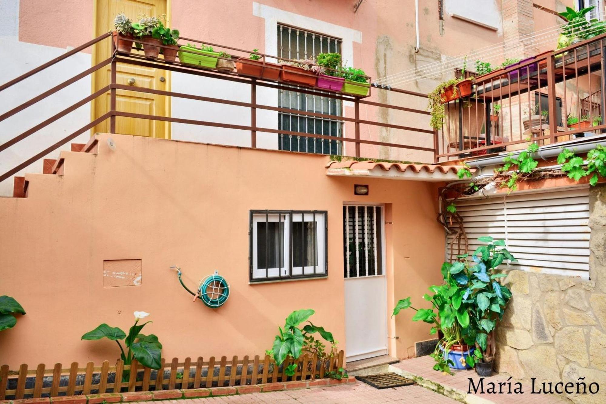 Comfortable Apartment In Caceres 55 M² Welcoming Terrace Exterior foto